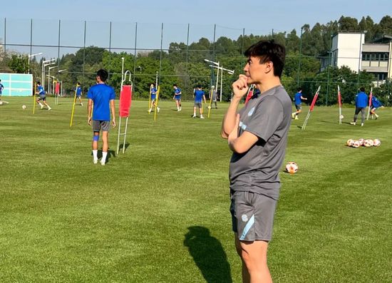 月光影院完整电影观看视频