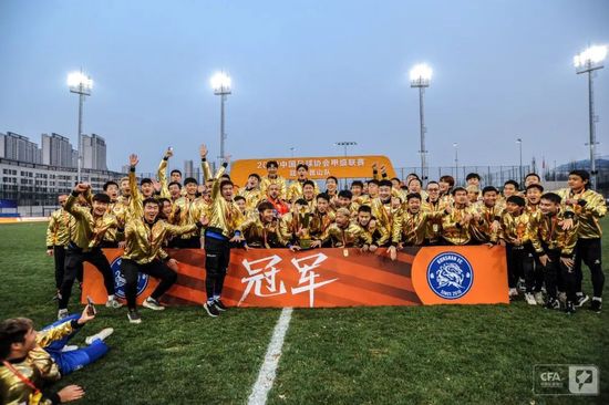 她那充满魅力的妈妈